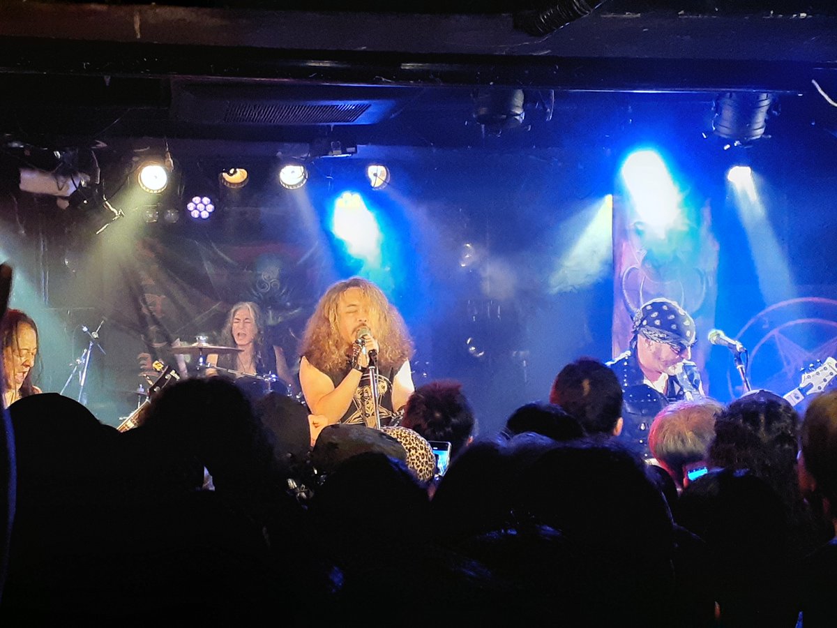 こんばんは。 今日は名古屋から帰ってきてそのまま新宿ANTIKNOCKで