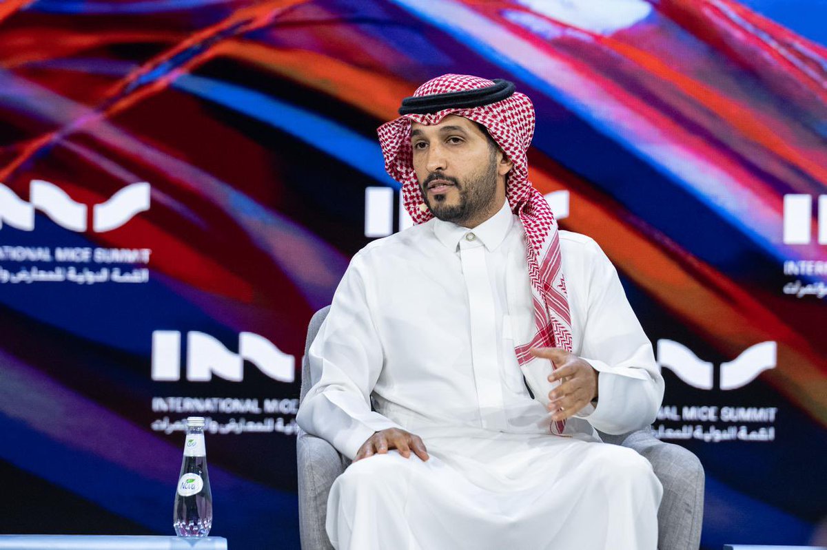 M_Alnhet's tweet photo. تشرفت بالتواجد والمشاركة متحدث الاسبوع الماضي في القمة الدولية للمعارض والمؤتمرات التي عُقدت نهاية الأسبوع الماضي.
حدث يعكس التطور الكبير في قطاع الفعاليات داخل المملكة، وكيف أصبحت السعودية ملتقى يجمع قادة وصنّاع القطاع من مختلف دول العالم.

اللافت كان التركيز على دور المؤثرين في رفع جودة التجربة ونقل الصورة الحقيقية للفعاليات بشكل أقرب للجمهور.

قمة تؤكد أن القطاع مقبل على فرص أكبر، وأن رؤية 2030 تفتح مساحات أوسع للابتكار والنمو.
@scega_sa