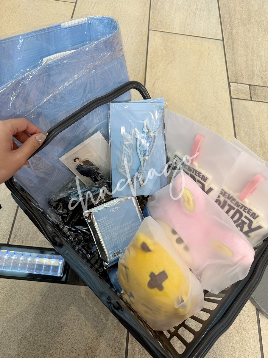 BATCH 2!!! TOKYO POP UP NAMAN 『SEVENTEEN WORLD TOUR [NEW_] IN