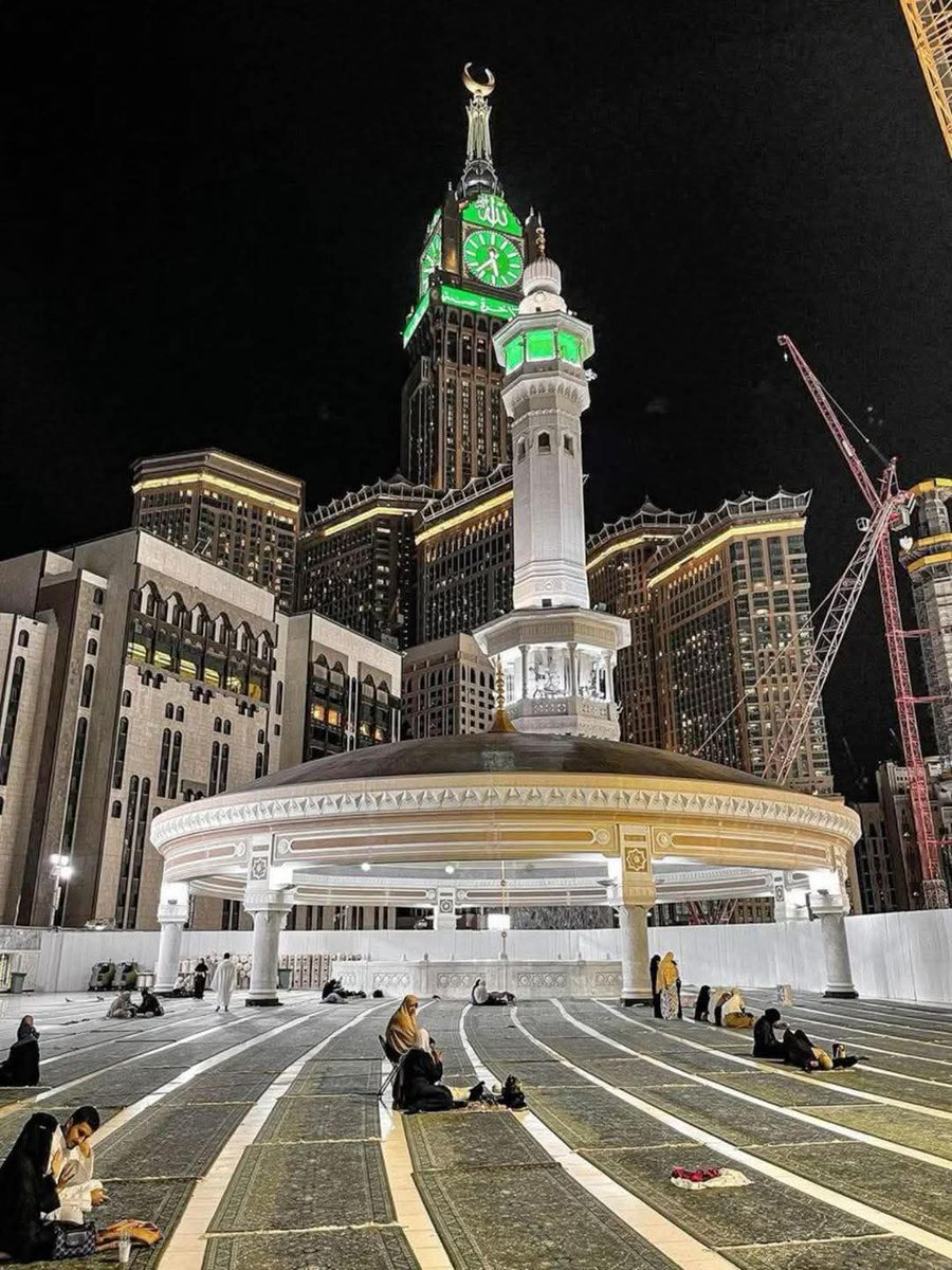 أنْعِمْ عَلَيْنَا مع من نحب، 
واكْتُبْنَا مِنَ الزُّوَّار يا رب