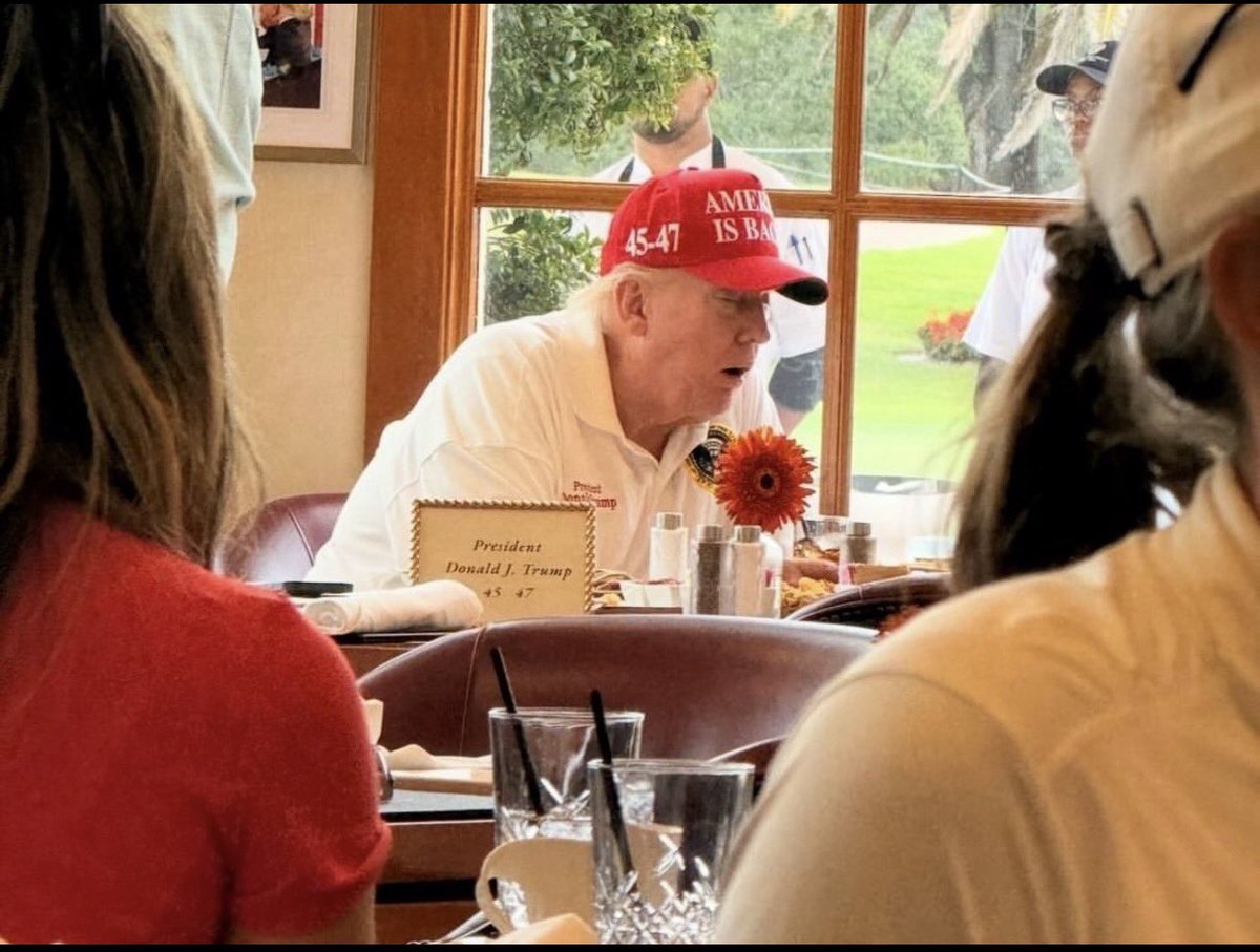 PAMCrealtalk's tweet image. This is the GOP’s “America is back”? A slumped, bloated figure clinging to a nameplate.If this is your symbol of strength, you’ve already surrendered.Stop selling decay as dominance.@GOP #NoKingsDay #UnfitToLead @TheDemocrats