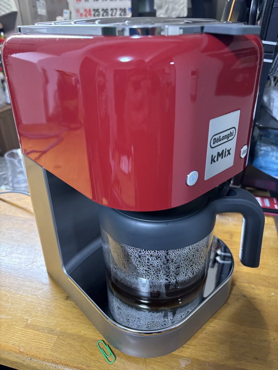 kyuusuke29's tweet image. ついに買ってしまった。なんとなくコーヒーを飲む生活に憧れもあり、なぜか最近コーヒーを飲みたくなることが時々あって、ヤマダ電機の新店で衝動買い。違いのわかる大人になります笑