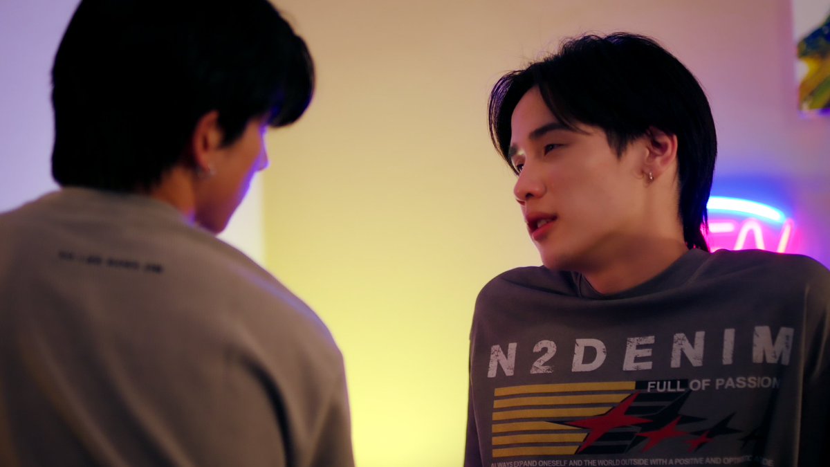 TrueVisions's tweet image. ไม่หน้าเยิน ก็โทรศัพท์พัง เฮ่ออออออ

HEAD 2 HEAD SERIES EP6

#H2HseriesEP6
#surfjava #swensurf #javabh #เซิร์ฟจาว่า