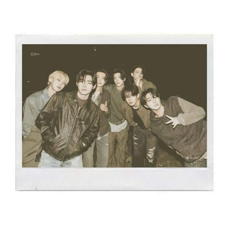 ifaaa 🫐 ENHYPEN IS 7!! tweet media