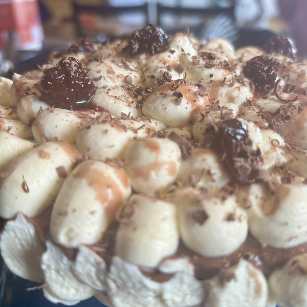 Hop gâteau façon forêt noir <a href="/haylxft/">JUPITER ❤️ | #KCWIN</a> donne moi tes disponibilités pour que je te donne une part