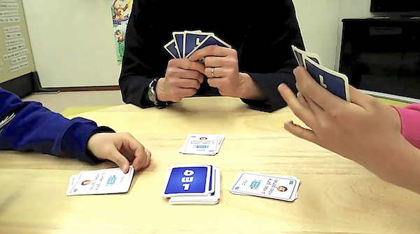 thinkingworldjp's tweet photo. LMQのゲームをどんどん！レッスンに取り入れたら、
生徒の成長が早わかり👍
すらすら"Are you going to ～ ? "て言ってるーみたいな😄
ゲームをしながら楽しく話してる👍が実感できるのがLMQ! https://t.co/SEDMNaWa1H