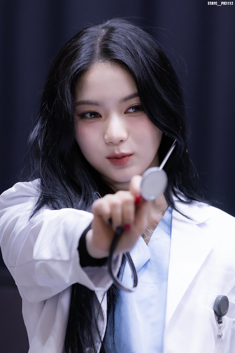 STAYC_PIC1112's tweet image. 251129 #스테이씨 #STAYC #아이사 #isa