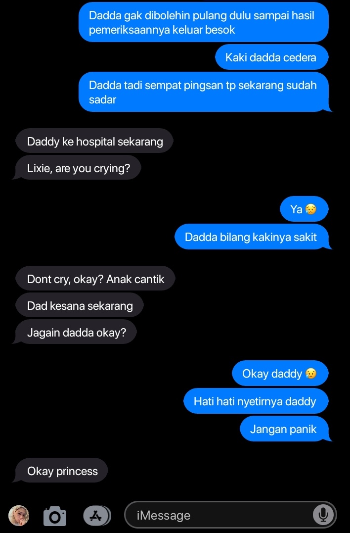 Banginho five tweets au

Begini kalo hasil menikah kontrak malah bablas sampe punya anak. Pas kontraknya abis mereka cerai karena gengsi kalau ngaku udah saling cinta. 😭