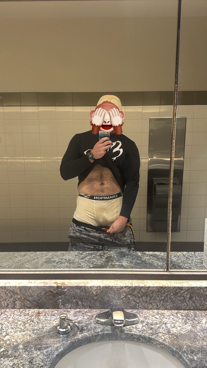 Jock_Strapr's tweet photo. With some USED compressions https://t.co/ul1lbDajud