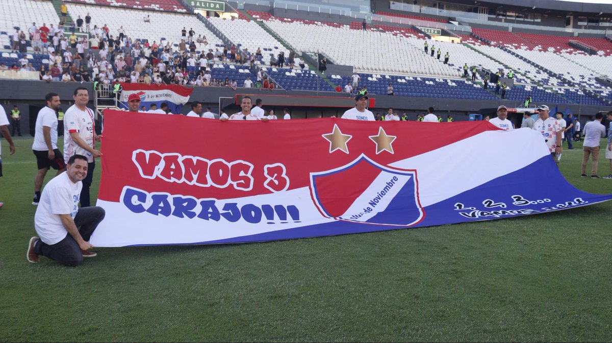 ¡El primer domingo que el <a href="/Club3Nov/">Club 3 De Noviembre</a> 🔴⚪️🔵 ya está en Intermedia!

Qué liiindoo… domingo 😎