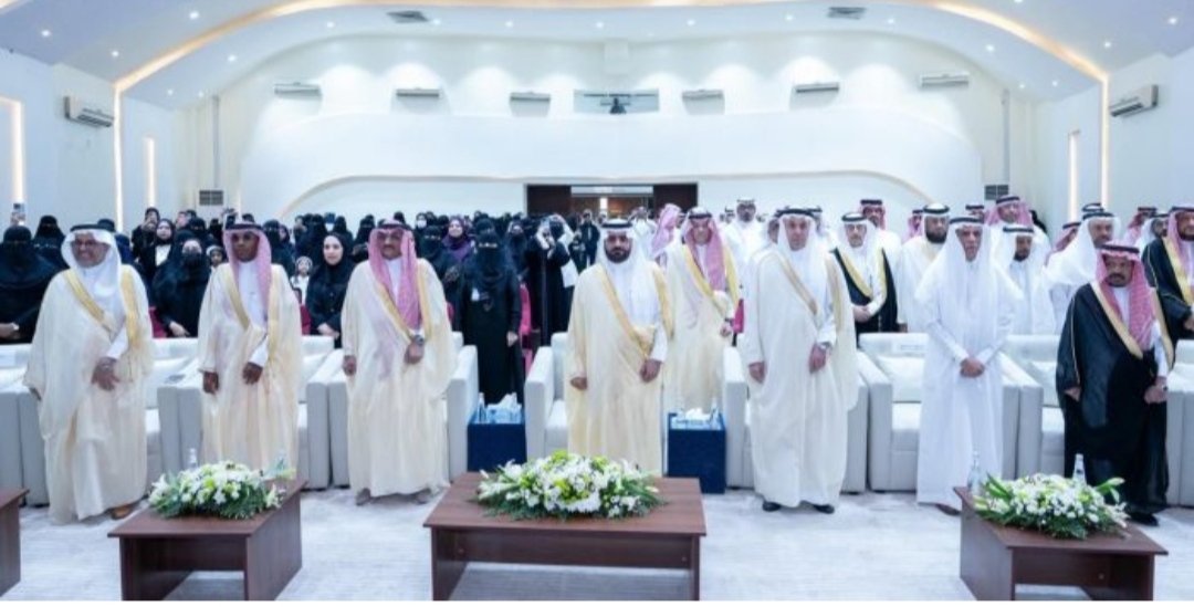 سعادة وكيل محافظة الأحساء يرعى حفل ختام فعاليات حملة “حسانا وردية”

حمزة بوفهيد - خليج الديرة
khlijm.com/18205718391361