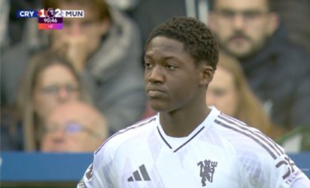 KongoZande's tweet image. What a sad sight. Kobbie Mainoo deserves better. #crymun • #mufc