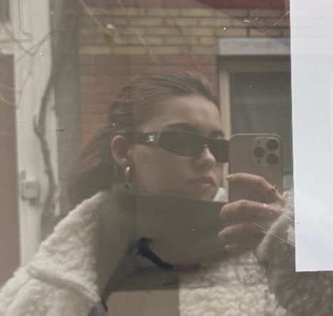 Classy streetwear ❤️

AfraSaraçoğlu #AfraSaraçoğlu