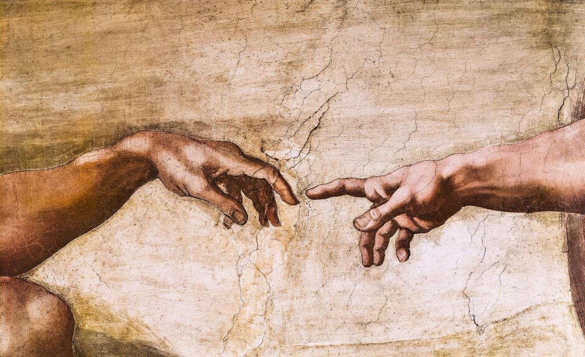 CelineSymbioss's tweet photo. Sistine Şapeli'nin görkemli karmaşasında, Adem'in Yaratılışı bölümünde iki el, belki de tarihin en ünlü elleri olabilir. Michelangelo, binlerce detayı bir kenara bırakarak, sadece bu ana, bu kritik başlangıç noktasına odaklanmamızı sağlamış. 500 yıl sonra bile büyüleyici... https://t.co/2P8IPTTlYQ