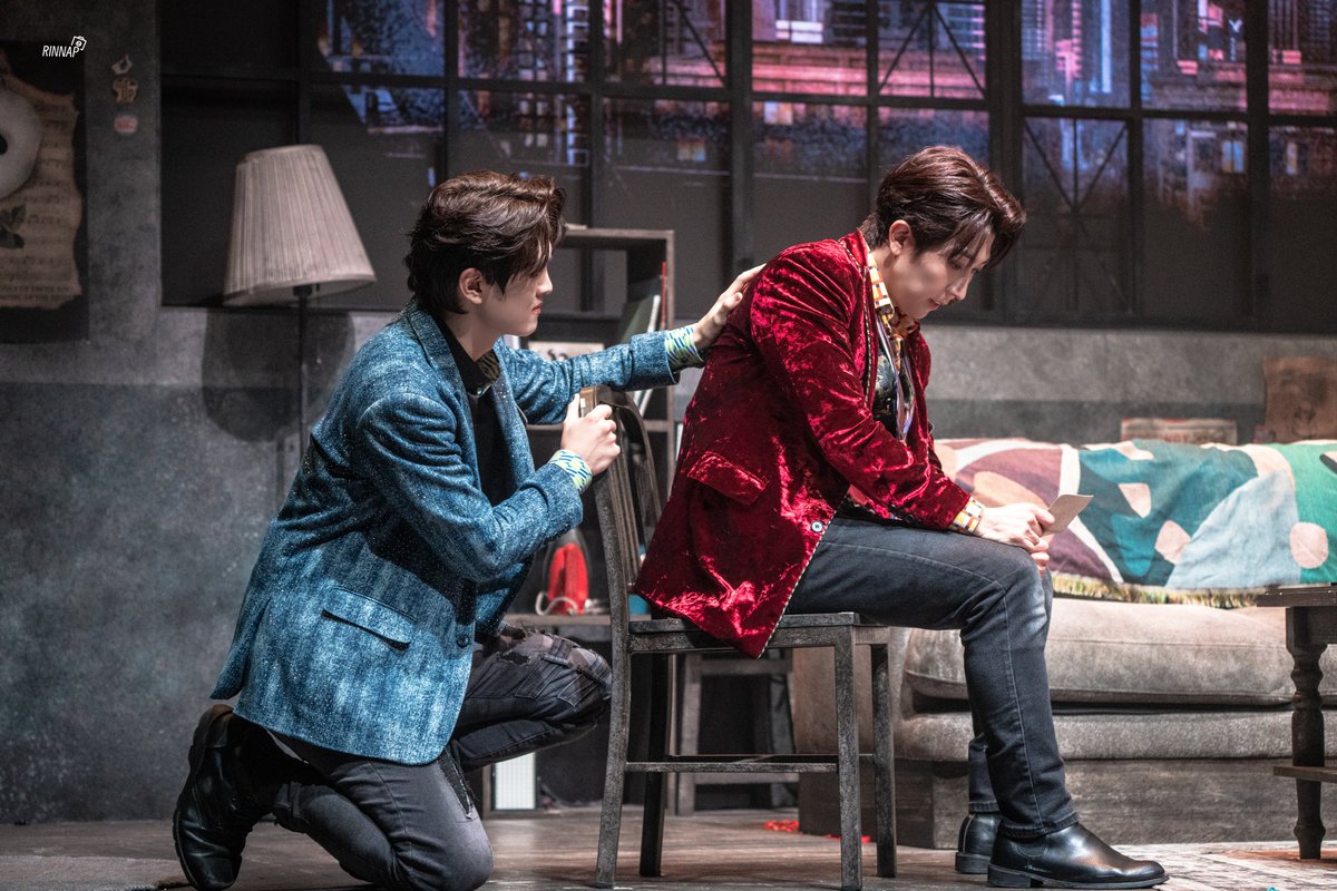 251130 1800 공연

뮤지컬 #0528 스페셜 커튼콜

M.내일

브랜든 | #장두환 
도리스 | #현석준