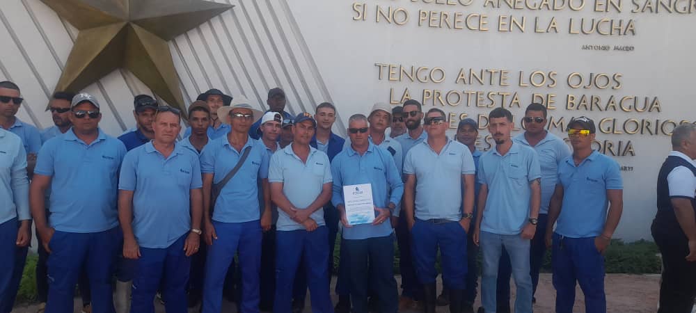 Misión cumplida!! 💪Las brigadas de #ETECSAMayabeque, concluyen con éxito el trabajo en la recuperación de las hermanas provincias orientales.
#EtecsaConCuba.
#Mayabeque.