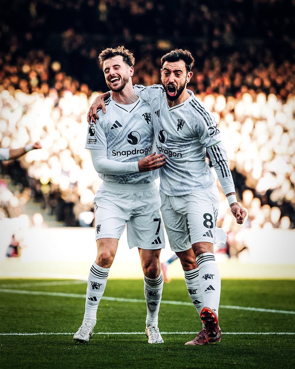 just_deji_'s tweet image. 🚨 Manchester United fans let’s celebrate this win by following each other!!!  

- Drop your @ handles    
- Follow everyone that LIKE your comment    
- RT for others  

I&apos;m following every football fan that likes this tweet and follows me❤️ #MUFC