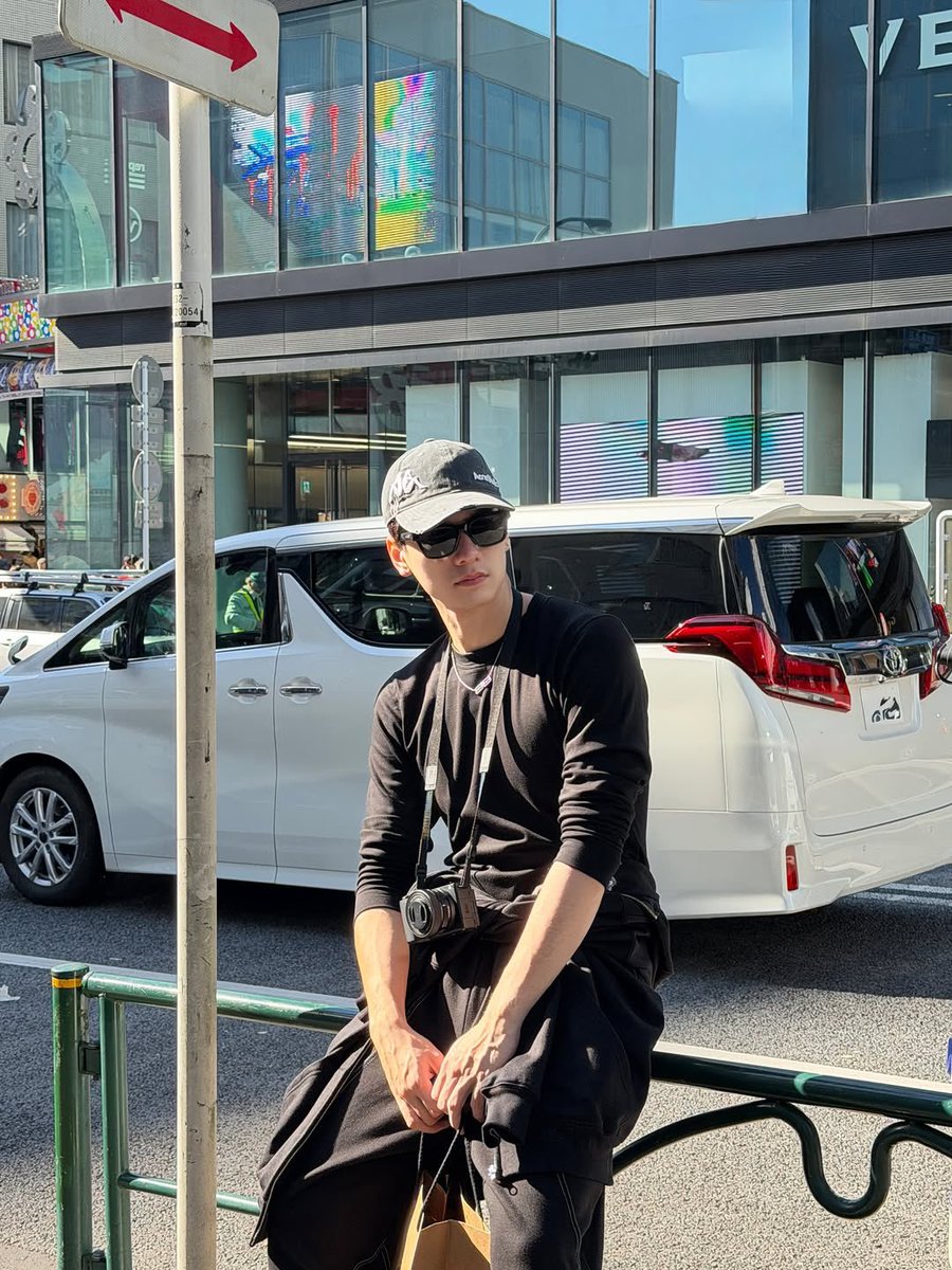 andch3rrybsm's tweet image. ณ ที่นี้ พี่หล่อที่สุดครับผม
#KengHarit