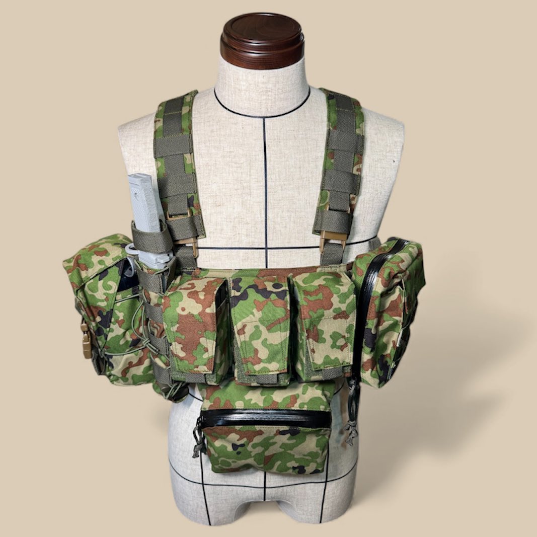 マグポーチは作り直す予定だけど、とりあえずチェストリグ一式完成