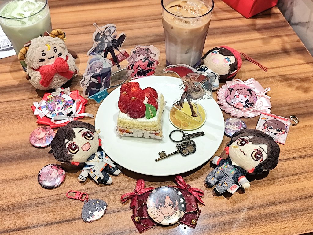 haicloo's tweet image. ちょっと遅いけど;; まだお祝いしたかった

16年間歌てくれてありがとう♡
これからも末永くお元気でください
ずっと応援しつずけます‼️

please never stop singing I haven't seen Amatsuki Live just yet 😞
 #天月さん活動16周年 #天月16周年