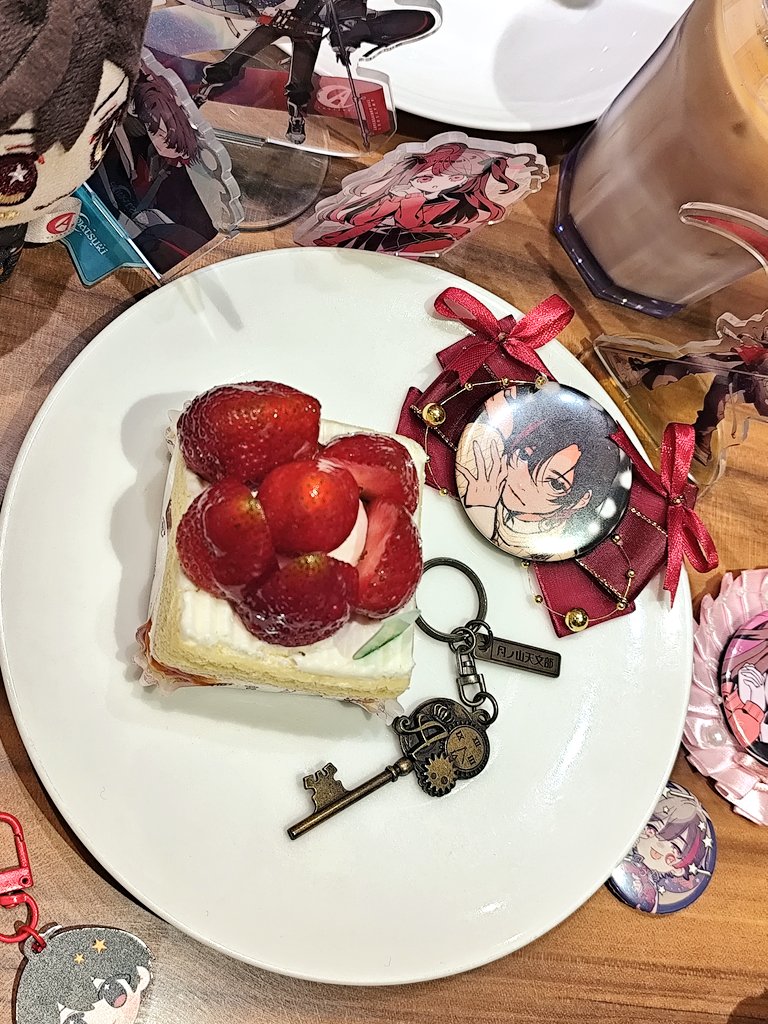 haicloo's tweet image. ちょっと遅いけど;; まだお祝いしたかった

16年間歌てくれてありがとう♡
これからも末永くお元気でください
ずっと応援しつずけます‼️

please never stop singing I haven't seen Amatsuki Live just yet 😞
 #天月さん活動16周年 #天月16周年