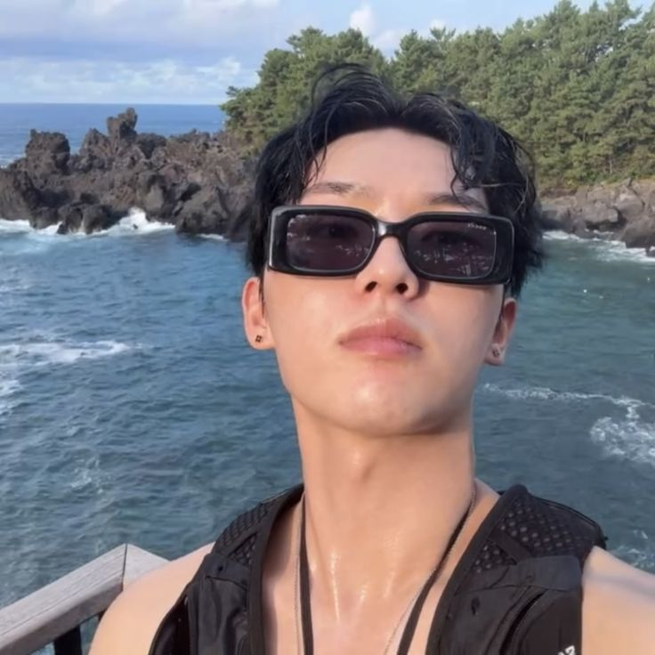 hyunukie's tweet image. sdv suho.... sdv suho u speak to me