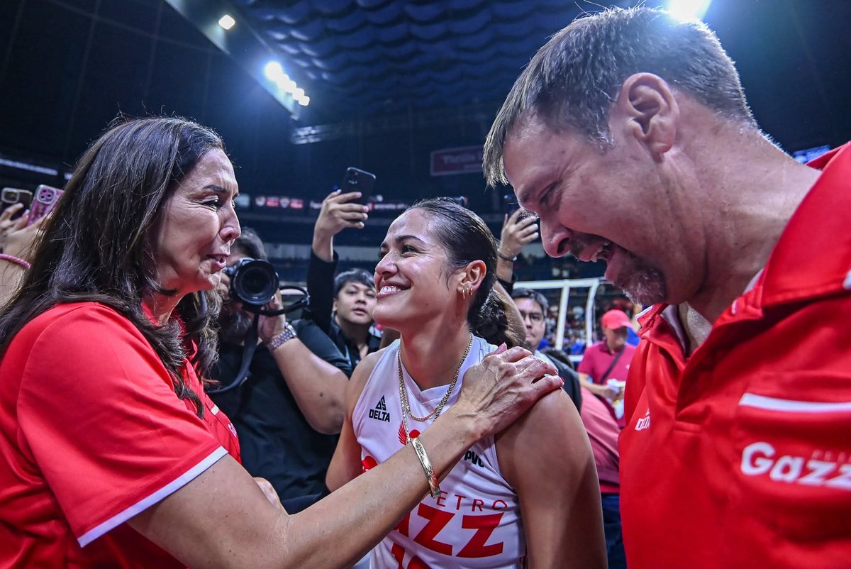 pvlph's tweet image. #LOOK: PETRO GAZZ CELEBRATION PHOTOS

#PVL2025 | #TheHeartOfVolleyball

🔗 pvl.ph/gallery/2025-p…
