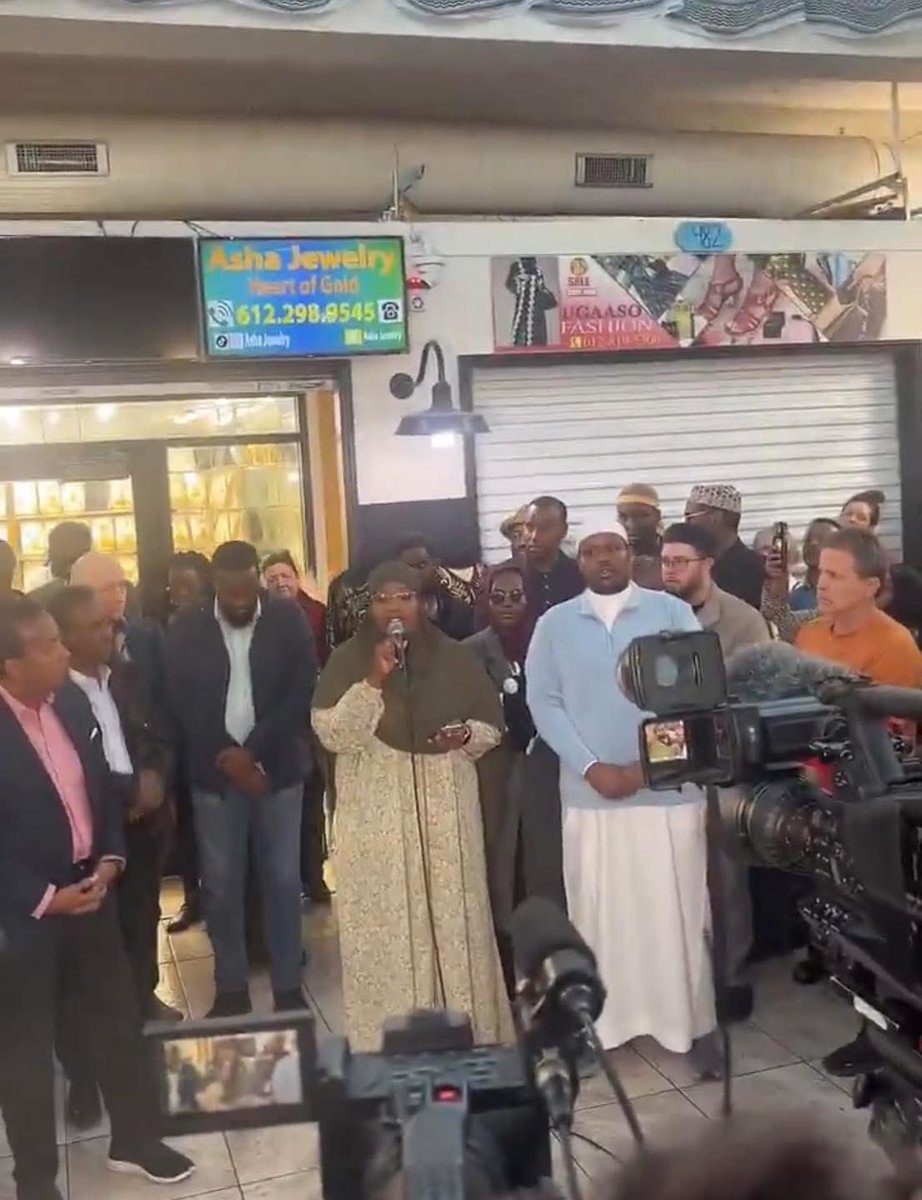 MINNESOTA UPDATE: 

Somalians in Minnesota are LIVID that President Trump is preparing to DEPORT THEM. 

The leech’s have stolen MILLIONS in taxpayer dollars.

Send them back!