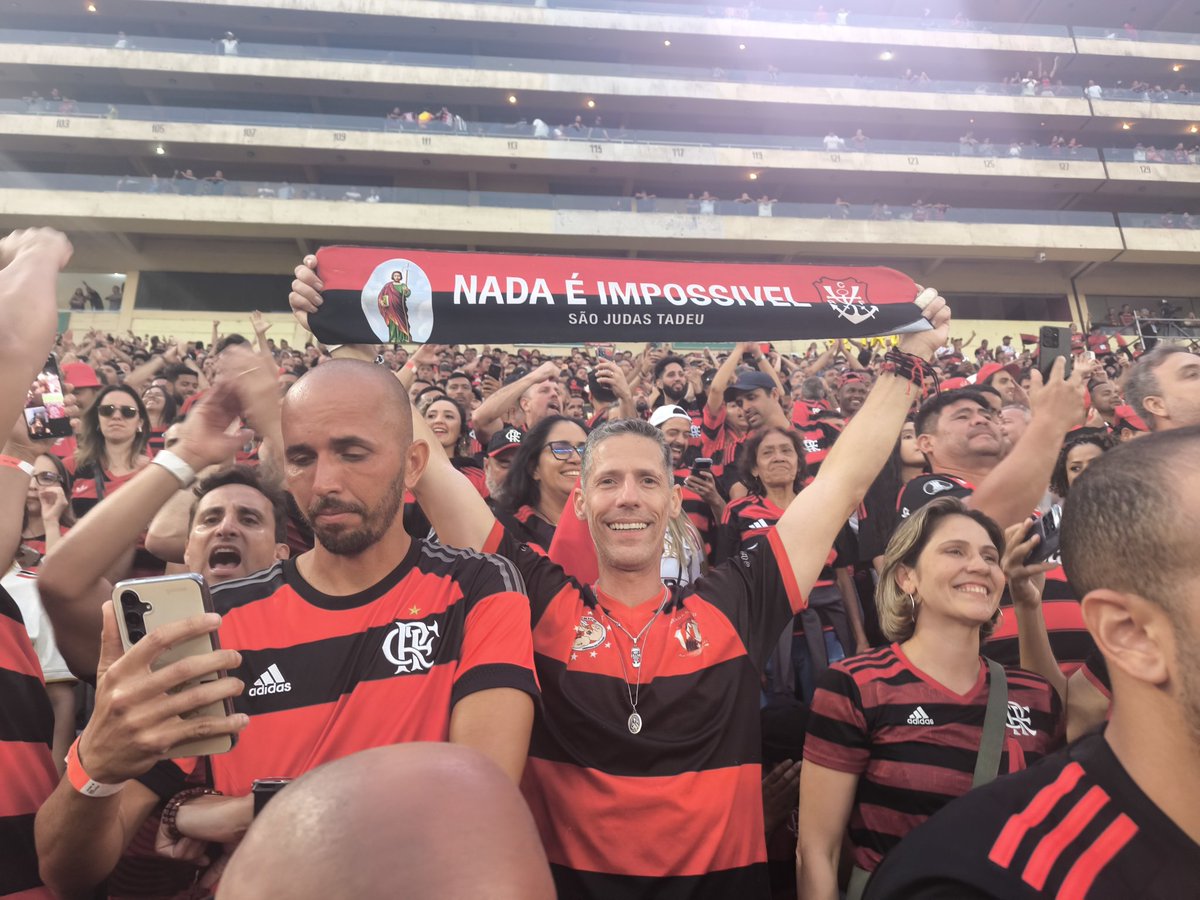Somos o maior campeão brasileiro da Libertadores, primeiro Tetra.

A torcida que joga junto. 
Ganha como jogador, como treinador. Faz gol de título em final de Libertadores.

A Maior Torcida do Mundo faz a diferença. 

Amor maior não tem igual!

🏆🏆🏆🏆🔴⚫

<a href="/fla_saochico/">Embaixada Fla São Chico Fundada 26/04/09</a>