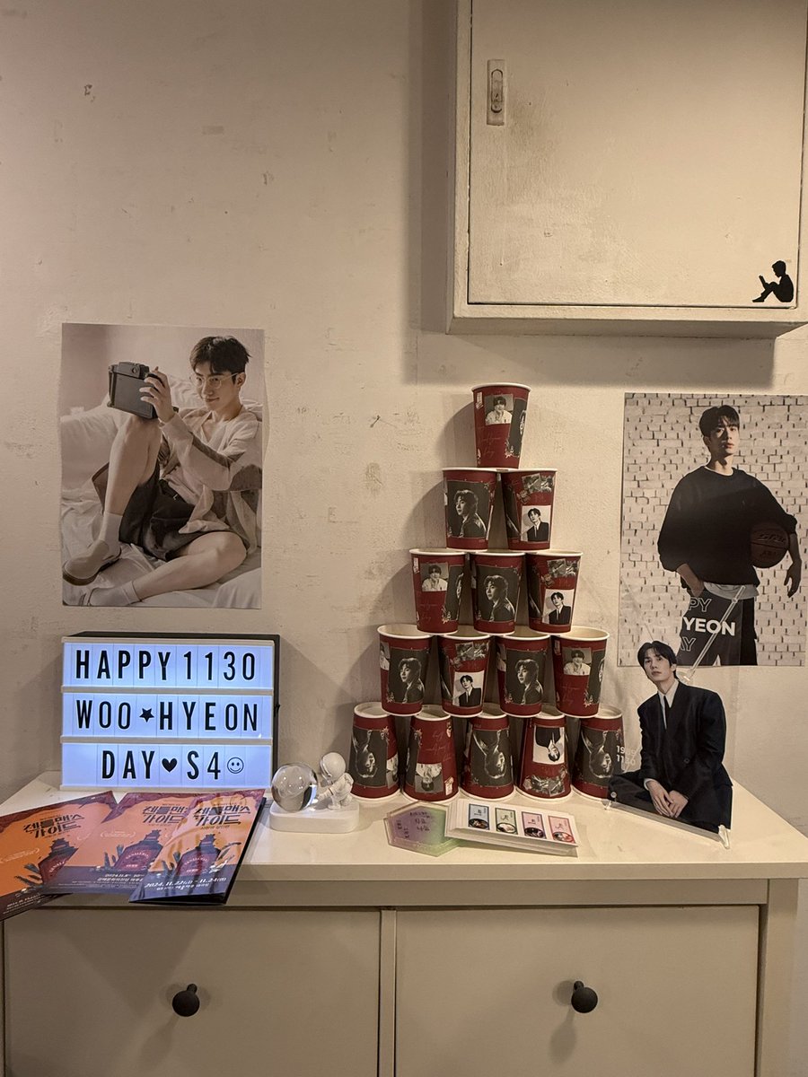 🎂2025 소누 생일 투어🎂

📍카페 오르다

입구부터 소누가 기다리고 있어요.ᐟ
카페 안에도 온통 예쁜 소누 사진이 가득💕
생일 축하하러 갔다가 눈호강 제대로 하고 좋은 시간 보내고 왔습니다 히힣🐶

#Happy_WooHyeonDay_S4
#우현이만난_대학로_1130
#1130_HBD_WooHyeonInLove