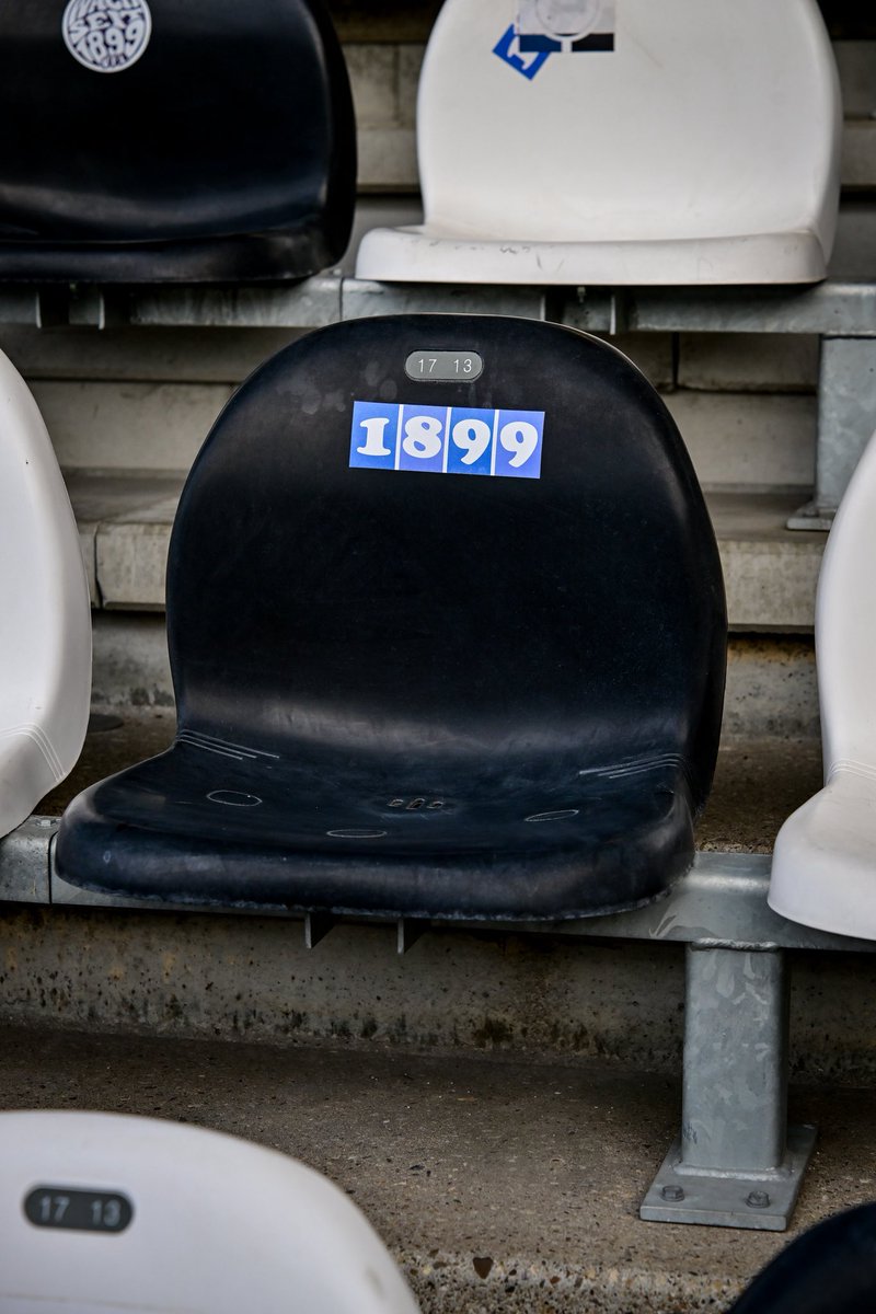 VfL_1899's tweet photo. 👀💜
#vfl1899 #SCVOSN https://t.co/T62eCvDO8k
