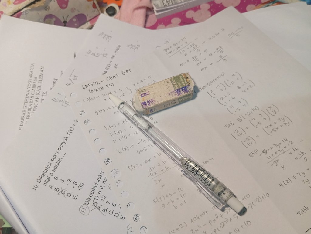 suzummer's tweet image. 301125 — huft doakan aku bsk matlan sama sejarahnya lancar yah teman 🤝🤝