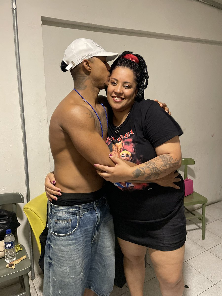 prazer_Bonfim's tweet photo. Fiquei FRAQUINHA 😍💍🔥🥵 Obrigada Maridão @Okannalha  BH te ama ❤️🥹 até a próxima #bh #eokanalha #papodemaluquice #obaianotemomolho https://t.co/l6Fz48Saou