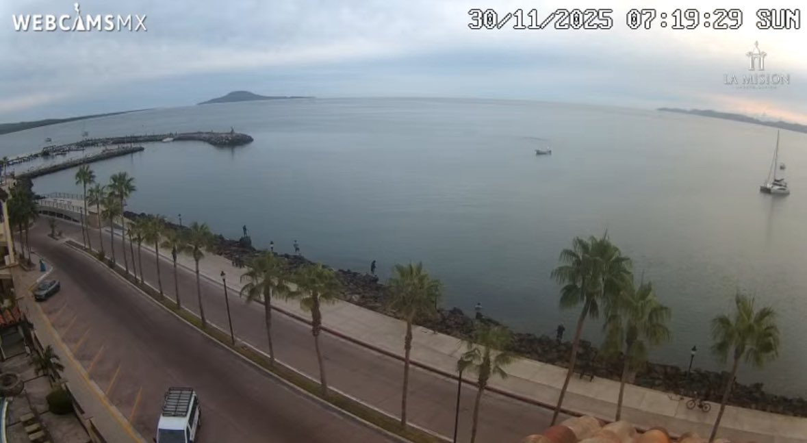 :#Ar2Días🦎🌞:
DOMINGO 30 de noviembre.  

INICIAMOS TRANSMISIONES desde la #CDMX siendo las 8:29 am con 11°C. Así amanece #Loreto en #BCS, una imagen de <a href="/webcamsdemexico/">Webcams de México</a>.

PD: hoy termina el penúltimo mes del año, ¿qué planes tienen?