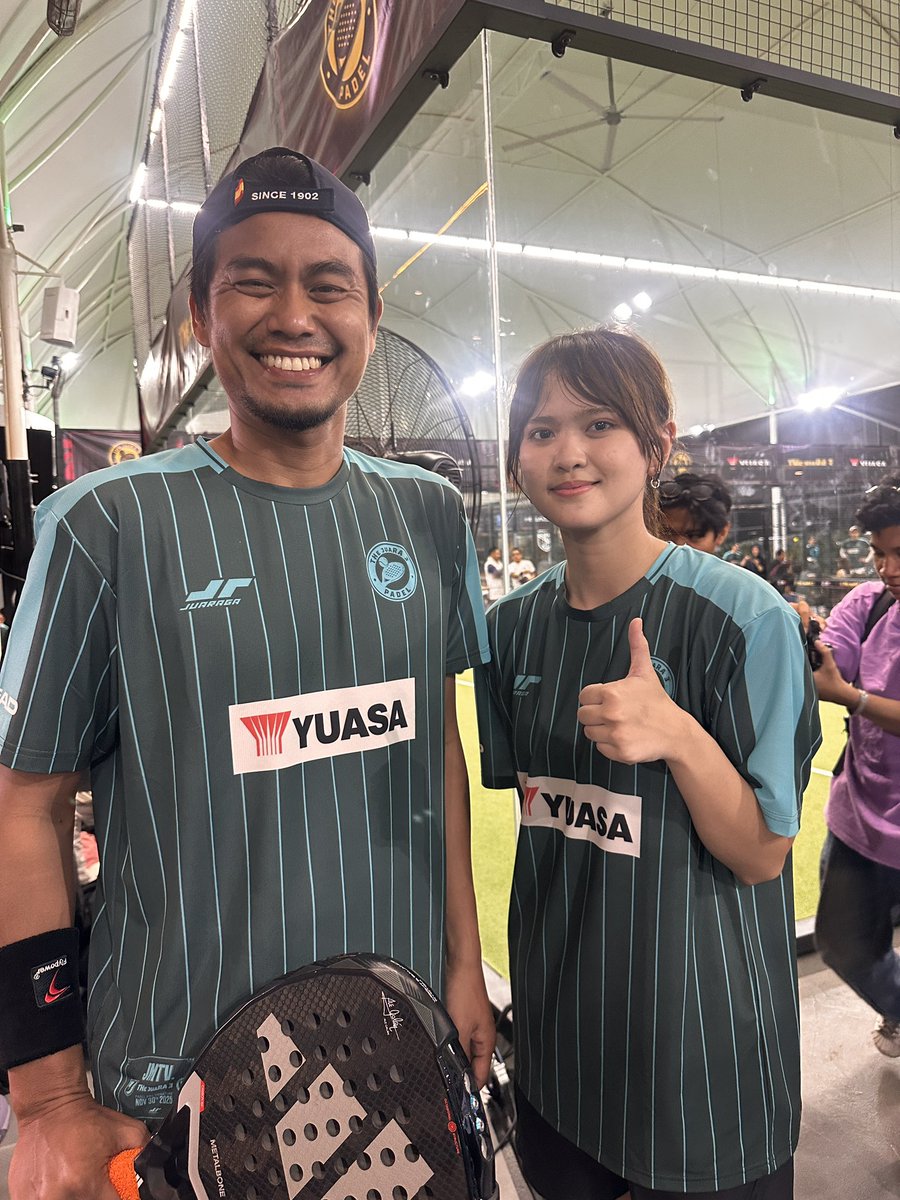 Adelreva tweet media