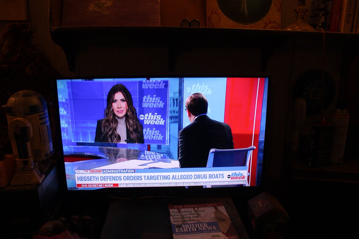 docsanderson's tweet image. #REality #Bias #Unprofessional #Journalism @danpeckwx @Ginger_Zee its blatant &amp;amp; Obvious Ginger. @Nature Magdalena Science works on DATA, &amp;amp; strives to be 100% Objective @jonkarl Down to your Blue Tie you showed your Bias April was in Admin transition as you knew you not worth shit