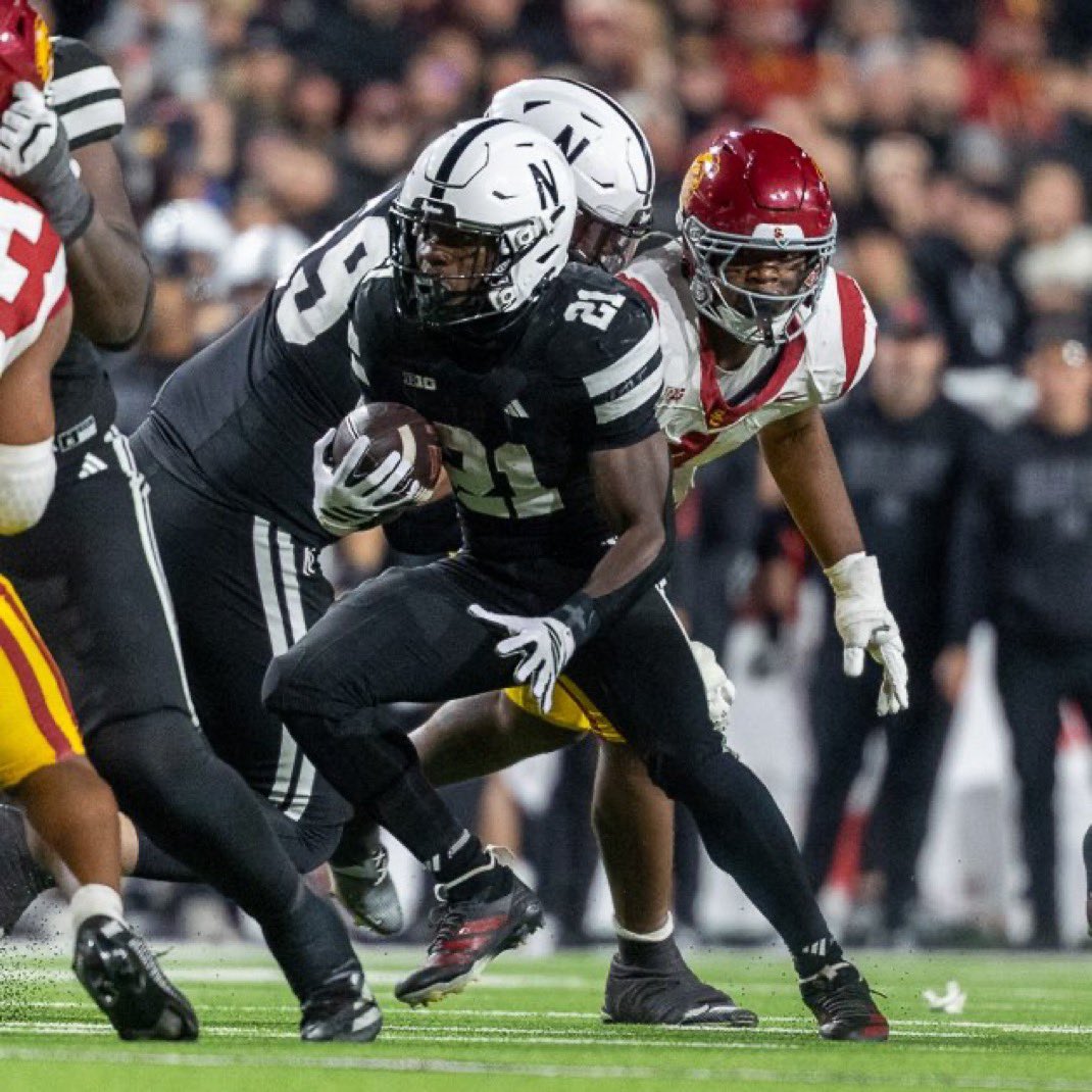 RHULEROFNEB's tweet photo. Emmett Johnson finishes the 2025 season

1,451 Rushing Yards 5.8 YPC 12 TDs
370 Receiving Yards 8.0 YPC 3 TDs

1,821 All Purpose Yards doesn’t even get you to a Doak Walker finalist. Absolute disservice to College Football. https://t.co/wDzB9YRZKK