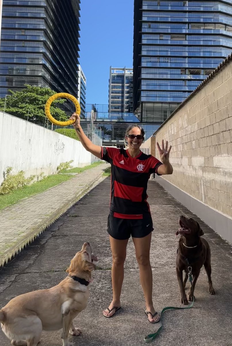 MariCanettiWP4's tweet photo. Parei aqui agora pensando… caraca que golaço do Danilo!!!! Saltou muito alto!!! Que isso! Somos!!!! https://t.co/AfHqLK9os7