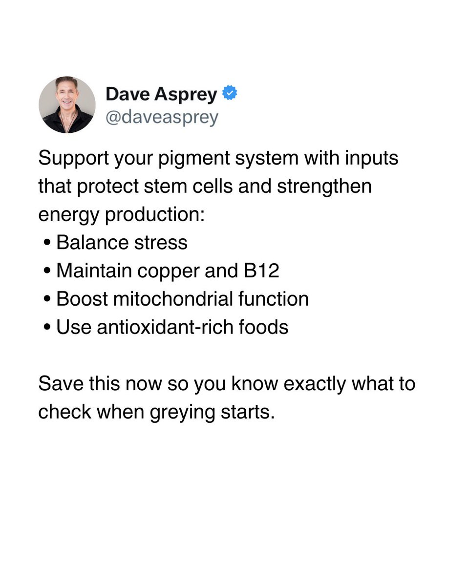 daveasprey's tweet image. Most people think grey hair is “just aging,” but your biology sends the signal long before the color changes. 

Your follicles are smarter than you think. 

Swipe through to see what actually drives greying. 

#Biohacking #Longevity #Mitochondria #AntiAging #DaveAsprey