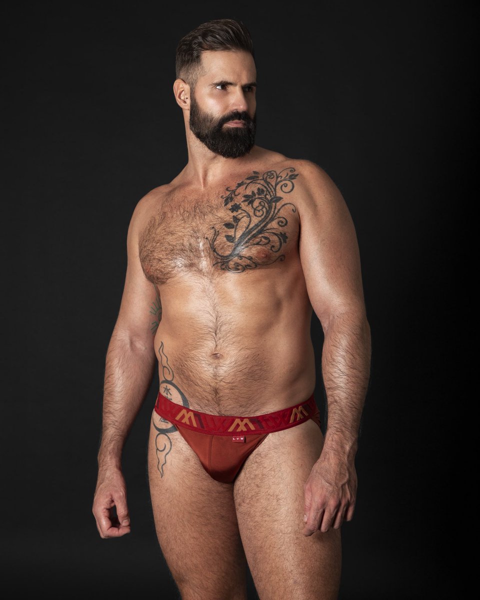 P A B L O B O R D E S tweet media