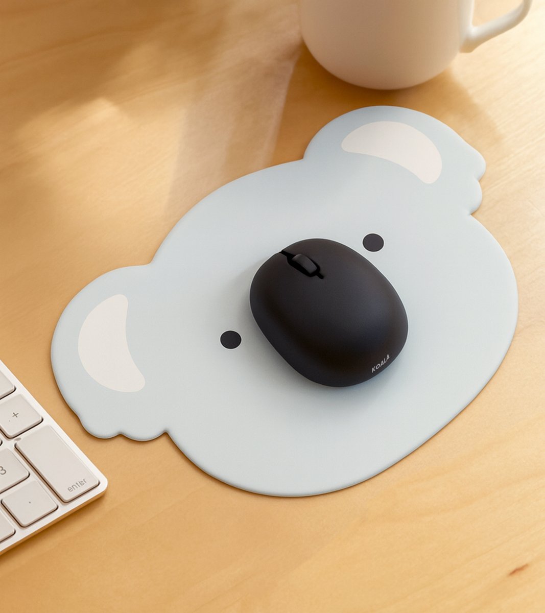 issikazu20's tweet image. コアラの鼻をいじるマウスパッド考えました。