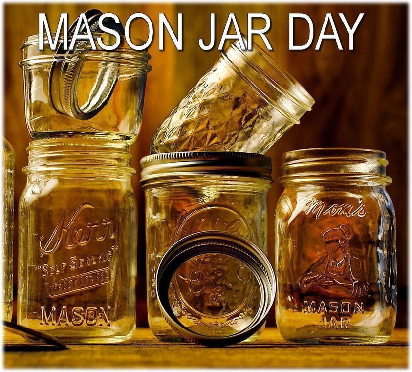 CathyAvon225's tweet image. #NationalMasonJarDay
They come in a variety of styles, both old and new. Share all your favorite ways to use Mason Jars.  Do you fill them with your favorite recipes, a miniature fairy garden, or hang them from a chandelier?  Host a Mason jar crafting party.
😍 😍 
#masonjars