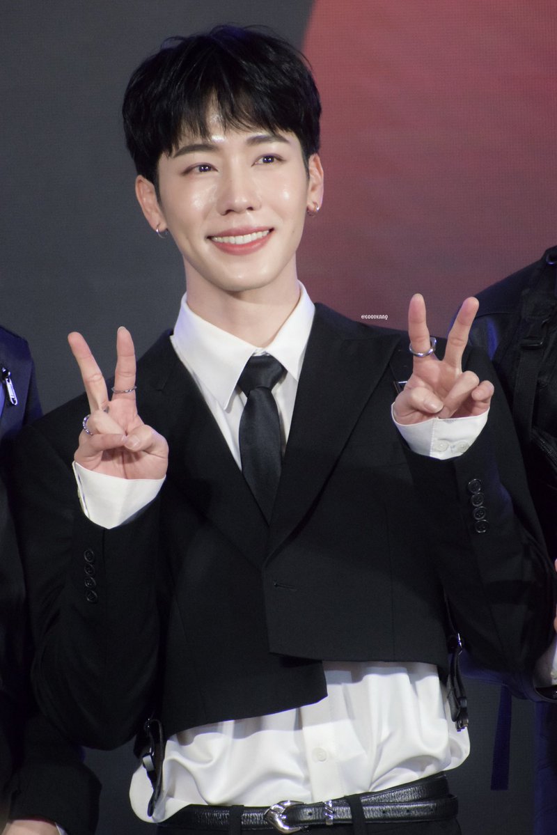 goodkaaQ's tweet image. 𝟯𝟬:𝟭𝟭:𝟲𝟴

                           ยิ้มหวานมากก
         
                         @warwanarat 

#warwanarat 
#PraewMeetAndReadxที่รักสารวัตรเธียร์
PoliceInLove Praew SiamParagon