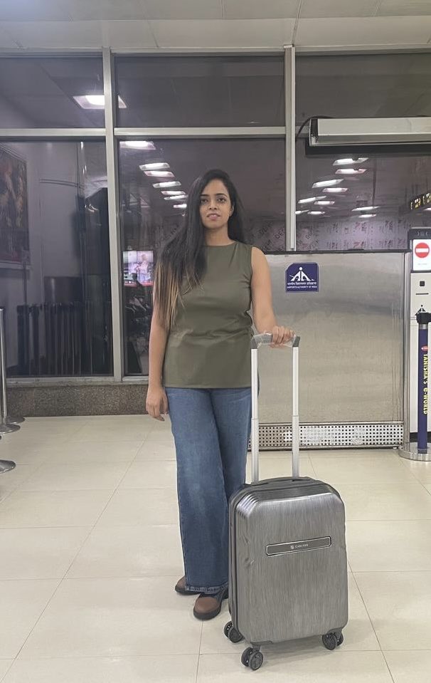 DrSumirini's tweet photo. @CISFHQrs @CISFAirport  Heartfelt thanks to Vigilance team  Mr Sailendra  Kumar, Mr R  K Saini, Mr Shailesh Kumar, Mr Ritesh Kumar, Mr Vikash Kumar, Mr Sujeet Kumar and all vigilance team. A very special thanks to Mr R  K SAINI. 

We are in very safe hands, all. https://t.co/gQa066OkD2