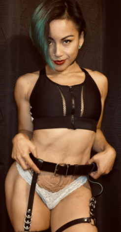 Ich bin heute deine private Krankenschwester. Like, wenn du eine ganz besondere Untersuchung brauchst. Warte auf dich auf xnprofil.com/marie 🍑 🩺😉