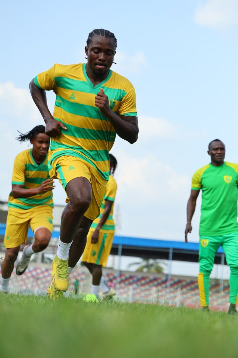 plateau_united's tweet photo. The last mile. Focused intensity. The Peace Boys are prepare.
#KUNPLA #NPFL26 #THETIMEISNOW #PEACEBOYS https://t.co/QEKgqsrRiS