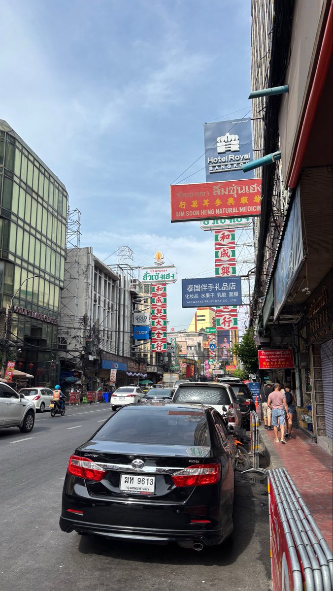 kenei_hitorimi's tweet photo. 人生の夏休み期間(無職)を利用して、タイ🇹🇭に旅行行って来ました〜
楽しかった＾＾ https://t.co/R7g2Sa6YgL
