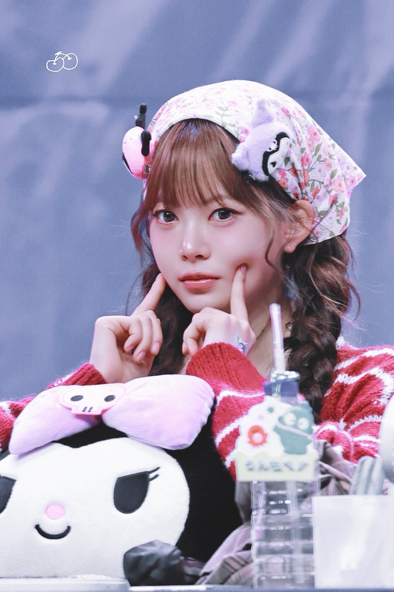 ウンチェちゃまほっぺもちもちだね🤏🏻