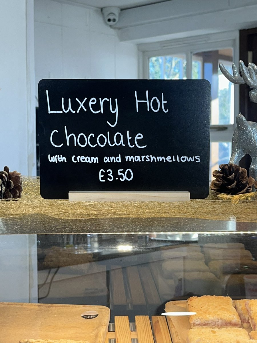 Daniel Lambert tweet media