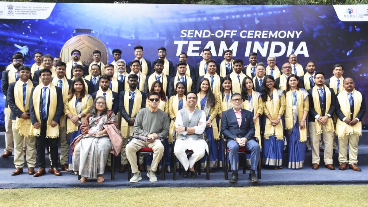 jayantrld's tweet image. India’s young competitors have made the country proud at #WorldSkillsAsia. 

Their craft, discipline and drive reflect the best of our growing skills movement.

Congratulations to the entire team. Your success inspires thousands across India to aim higher. 🇮🇳✨